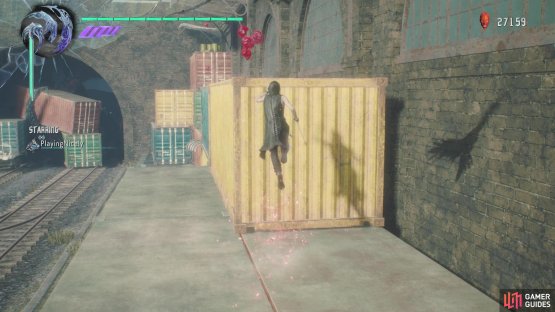 You can use the containers in this corner to reach a ledge above