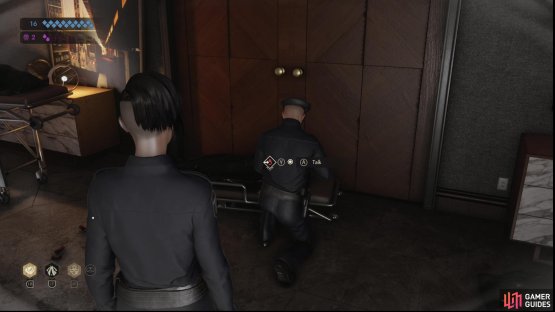 Potential victims are indicated by a red blood drop icon.