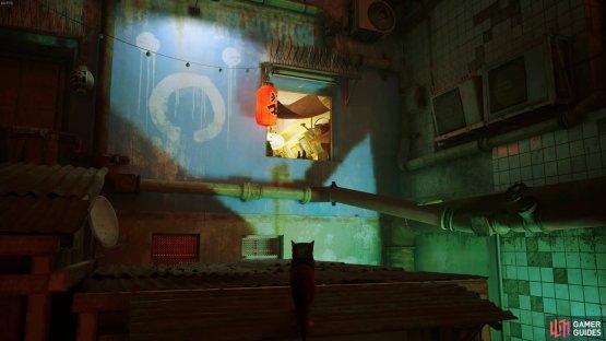 This window marks the entrance to Clementine&rsquo;s flat.