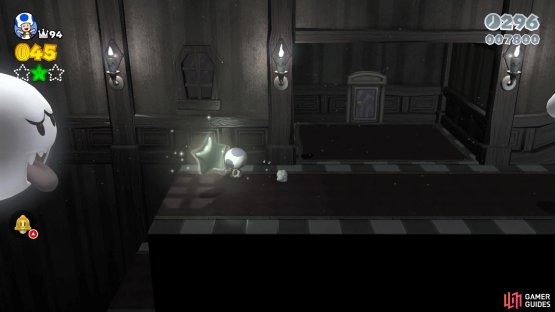 The third Green Star is at the end of this hallway